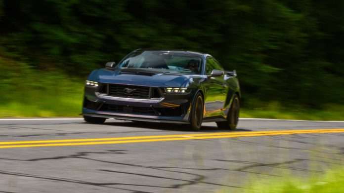 2024 Ford Mustang Dark Horse