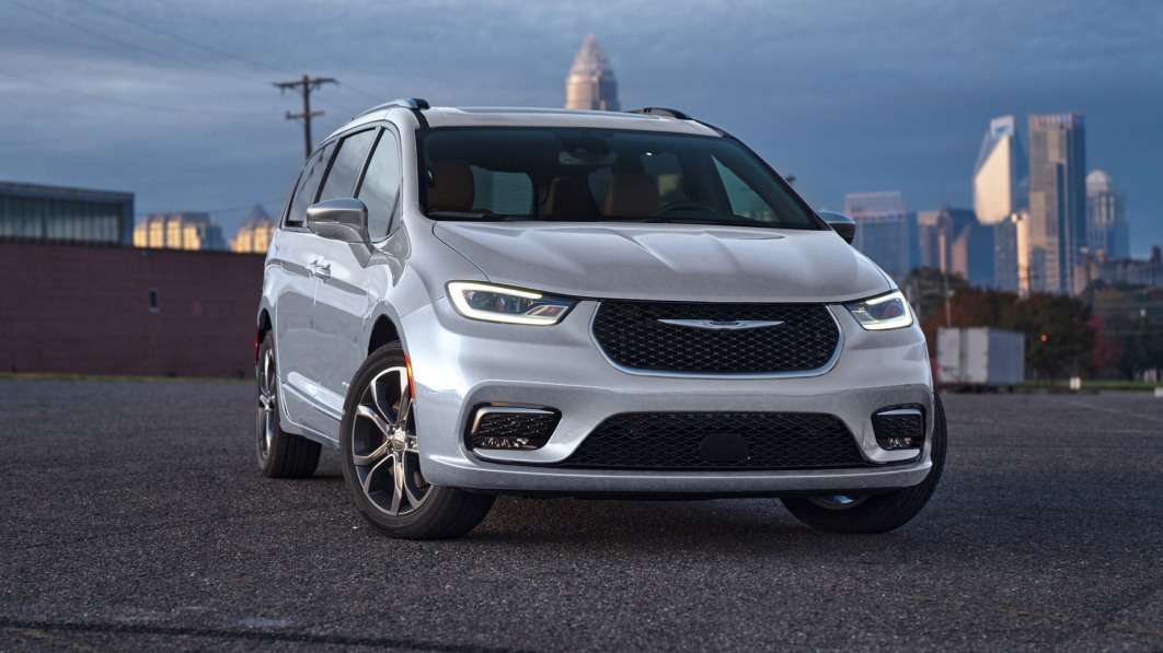 Why the 2024 Chrysler Pacifica PHEV Remains the Top Choice