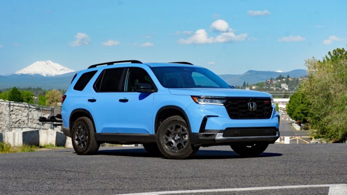 2024 Honda Pilot Standout